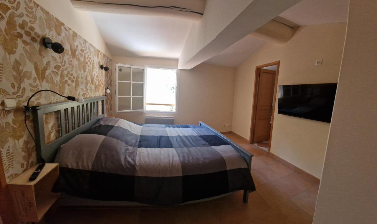 Villa Au Pied De La Sainte Victoire Puyloubier Bagian luar foto